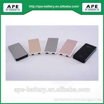 Embedded Qualcomm Quick Charge 2.0 OUT Mobile Power MP8000Q